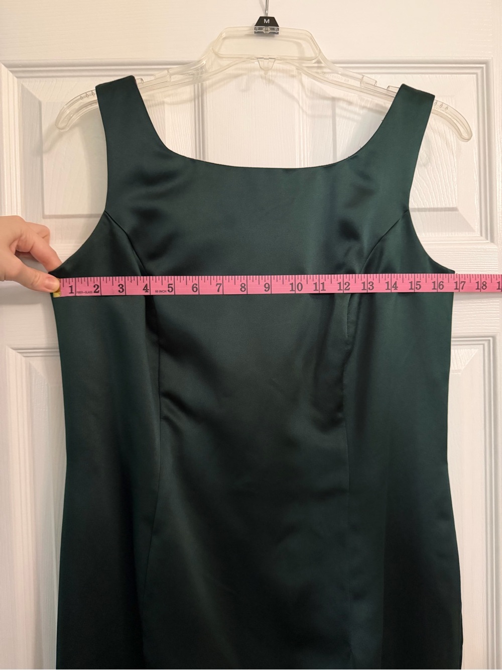 Elegant Dark Green Sleeveless Satin Evening Dress - Picture 4 of 5